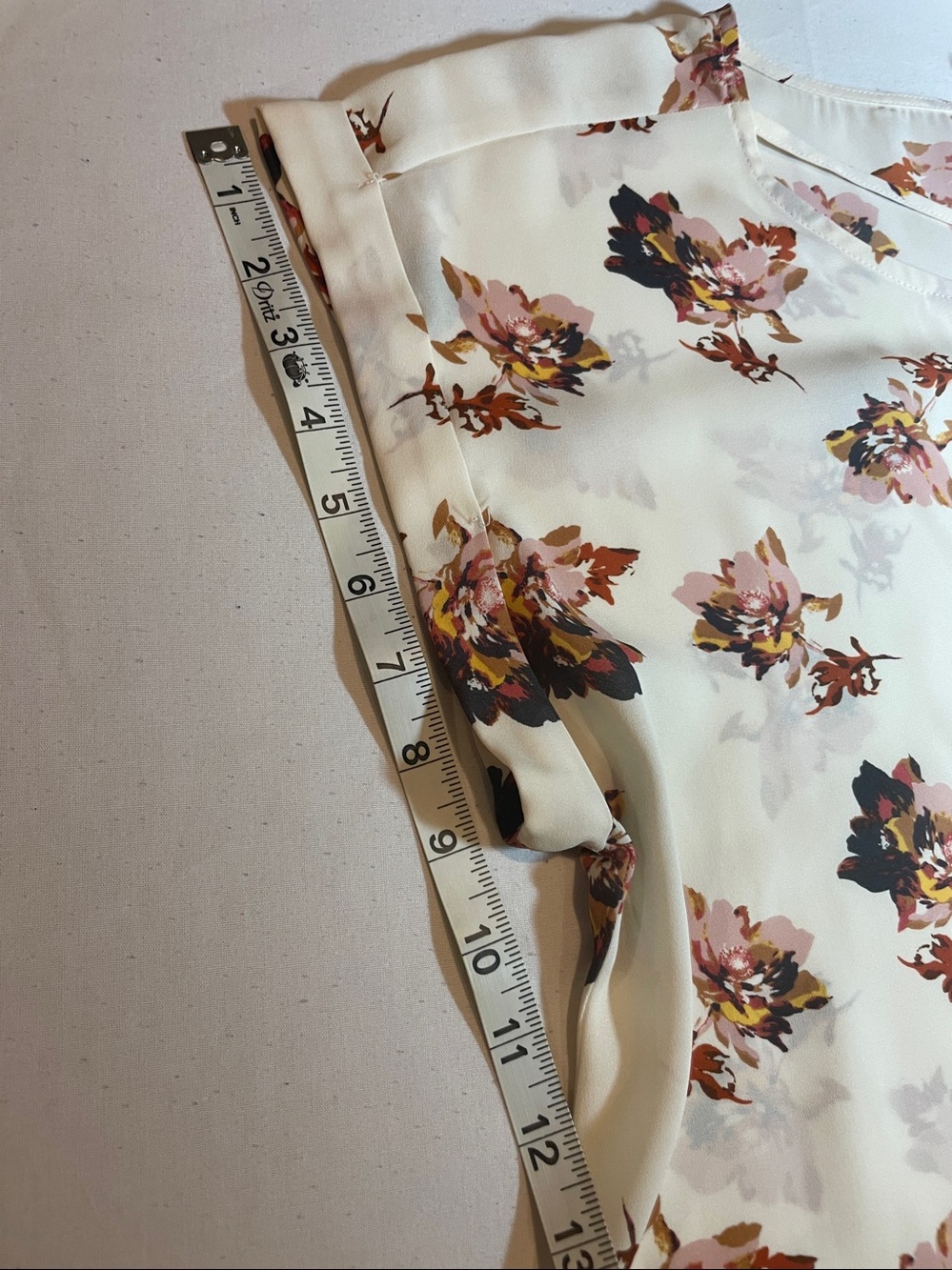 Maurices Cream Floral Crisscross V-Neck Blouse - Picture 8 of 8
